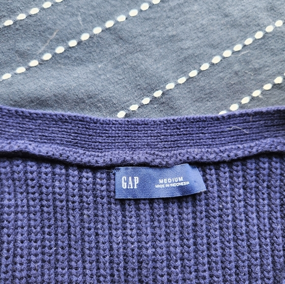 Gap Relaxed V Neck Sweater Vest Navy White Stripe Size Medium - Picture 3 of 6